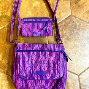 Vera Bradley ladies matching purse and wallet